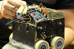 Echipa României a obținut Premiul special și medalia de aur la Campionatul Internațional de Robotică din Coreea de Sud Echipa României a obținut Premiul special și medalia de aur la Campionatul Internațional de Robotică din Coreea de Sud