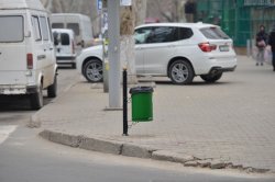 Primăria va instala 400 de coșuri de gunoi în Chișinău Primăria va instala 400 de coșuri de gunoi în Chișinău