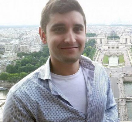 Молодой бессарабец, работающий в Амазоне Молодой бессарабец, работающий в Амазоне