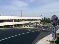 La Aeroportul din Chișinău se deschide o parcare supraetajată La Aeroportul din Chișinău se deschide o parcare supraetajată