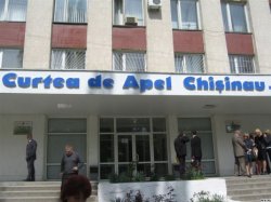 Curtea de Apel decide astăzi dacă şeful Spitalului de Urgenţă va fi transferat din arest la domiciliu în izolator Curtea de Apel decide astăzi dacă şeful Spitalului de Urgenţă va fi transferat din arest la domiciliu în izolator
