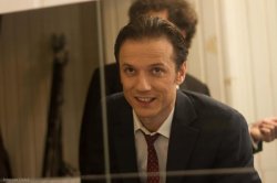 Ghenadie Gâlcă: „Teatrul nu înseamnă doar distracție și uitare de probleme” Ghenadie Gâlcă: „Teatrul nu înseamnă doar distracție și uitare de probleme”