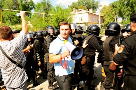 Constantin Codreanu, membru BUN: „Nu mă mir dacă vor fi impedimente pe 5 iulie” Constantin Codreanu, membru BUN: „Nu mă mir dacă vor fi impedimente pe 5 iulie”