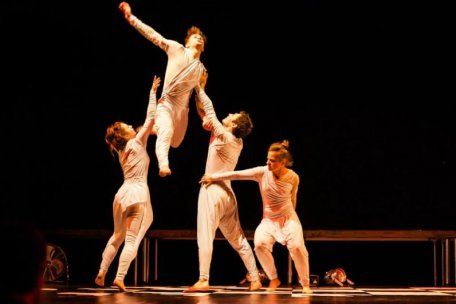 M.A.D.E. - un nou proiect teatral în Moldova M.A.D.E. - un nou proiect teatral în Moldova