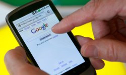 Google anunță că pentru prima oară are mai multe căutări pe telefonul mobil decât pe calculator Google anunță că pentru prima oară are mai multe căutări pe telefonul mobil decât pe calculator
