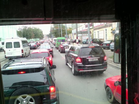 Trafic paralizat în Capitală Trafic paralizat în Capitală
