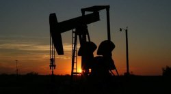 Prețul petrolului se menține jos. Iată cum sunt afectate economiile statelor mari producătoare Prețul petrolului se menține jos. Iată cum sunt afectate economiile statelor mari producătoare