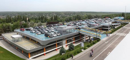 Noua parcare a Aeroportului Chișinău – “Cea mai bună construcție a anului 2015” Noua parcare a Aeroportului Chișinău – “Cea mai bună construcție a anului 2015”