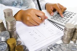 (GRAFIC) Creditele în lei s-au scumpit semnificativ, iar cele în valută s-au ieftinit (GRAFIC) Creditele în lei s-au scumpit semnificativ, iar cele în valută s-au ieftinit