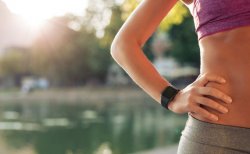 (DIETĂ) Slăbește 10 centimetri în talie cu o băutură din castraveți (DIETĂ) Slăbește 10 centimetri în talie cu o băutură din castraveți