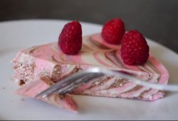 (REȚETA ZILEI) Cheesecake 3 culori (REȚETA ZILEI) Cheesecake 3 culori