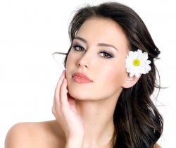 Rețete naturale pentru o culoare superbă și un păr frumos și sănătos Rețete naturale pentru o culoare superbă și un păr frumos și sănătos