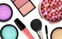 Cum să-ţi organizezi eficient produsele de make-up Cum să-ţi organizezi eficient produsele de make-up
