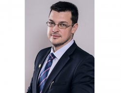 DĂM START UNIRII. Ovidiu Raețchi, parlamentar român: Devine din ce în ce mai clar că unirea e singura soluție lucidă DĂM START UNIRII. Ovidiu Raețchi, parlamentar român: Devine din ce în ce mai clar că unirea e singura soluție lucidă