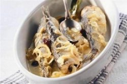Rețeta zilei de duminică. Șalău marinat Rețeta zilei de duminică. Șalău marinat