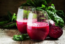 Dietă cu sfeclă roşie. Slăbeşte 5 kilograme în 10 zile Dietă cu sfeclă roşie. Slăbeşte 5 kilograme în 10 zile