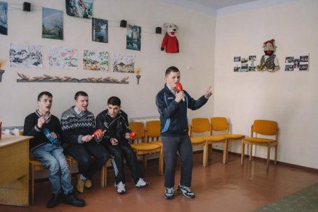 Жизнь в интернате: не хотят, чтобы их жалели, хотят, чтобы их любили Жизнь в интернате: не хотят, чтобы их жалели, хотят, чтобы их любили