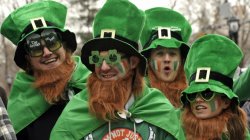 Irlandezii din întreaga lume sărbătoresc Ziua Sfântului Patrick Irlandezii din întreaga lume sărbătoresc Ziua Sfântului Patrick