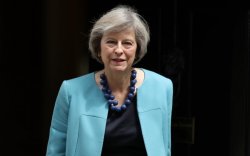 Theresa May a semnat scrisoarea care declanșează ieșirea din UE. Marea Britanie începe astăzi oficial divorţul de Uniunea Europeană Theresa May a semnat scrisoarea care declanșează ieșirea din UE. Marea Britanie începe astăzi oficial divorţul de Uniunea Europeană