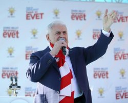 Turcia avertizează Europa să nu se amestece în referendum: Vedeţi-vă de problemele voastre! Turcia avertizează Europa să nu se amestece în referendum: Vedeţi-vă de problemele voastre!