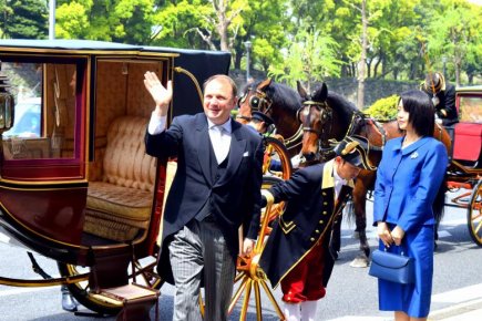 Vasile Bumacov, ambasadorul R. Moldova în Japonia: „Nimeni nu merge la odihnă într-o țară ca să vadă mutre înăcrite” Vasile Bumacov, ambasadorul R. Moldova în Japonia: „Nimeni nu merge la odihnă într-o țară ca să vadă mutre înăcrite”