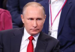 Vladimir Putin se întâlneşte cu Rex Tillerson şi Serghei Lavrov (VIDEO) Vladimir Putin se întâlneşte cu Rex Tillerson şi Serghei Lavrov (VIDEO)