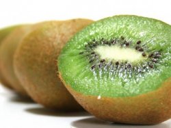 Incredibil! Ce avantaje are consumul a 3 kiwi pe zi Incredibil! Ce avantaje are consumul a 3 kiwi pe zi