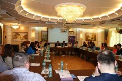 Piețe noi și servicii de internaționalizare prezentate vinificatorilor moldoveni de echipa și consultanții PAC Granturi Piețe noi și servicii de internaționalizare prezentate vinificatorilor moldoveni de echipa și consultanții PAC Granturi