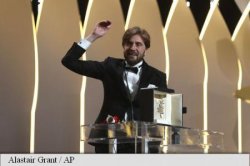 CANNES 2017 Filmul suedez 'The Square', laureat al premiului Palme d'Or la a 70-a ediție a festivalului CANNES 2017 Filmul suedez 'The Square', laureat al premiului Palme d'Or la a 70-a ediție a festivalului