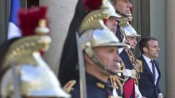Emmanuel Macron îl primeşte, astăzi, Vladimir Putin la Versailles Emmanuel Macron îl primeşte, astăzi, Vladimir Putin la Versailles