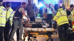 Trei atacuri la Londra în această noapte au făcut mai multe victime Trei atacuri la Londra în această noapte au făcut mai multe victime