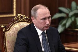 Putin i-a semnalat regelui saudit că sancţiunile impuse Qatarului au efecte negative în Orientul Mijlociu Putin i-a semnalat regelui saudit că sancţiunile impuse Qatarului au efecte negative în Orientul Mijlociu