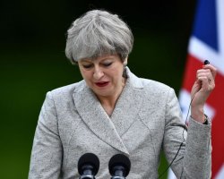 Theresa May: Frontiera Marii Britanii şi UE ar trebui să fie cât se poate de ”unitară”, după Brexit Theresa May: Frontiera Marii Britanii şi UE ar trebui să fie cât se poate de ”unitară”, după Brexit