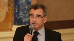 Petrișor Peiu: „Poland First" - Donald Trump la Varșovia (I) Petrișor Peiu: „Poland First" - Donald Trump la Varșovia (I)