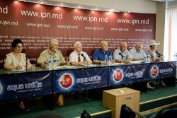 A ajuns cuțitul la os! Uniunea Pensionarilor cere majorarea pensiilor A ajuns cuțitul la os! Uniunea Pensionarilor cere majorarea pensiilor