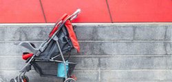 Lux încă de la vârste mici. Cât costă un cărucior pentru copii produs de Aston Martin Lux încă de la vârste mici. Cât costă un cărucior pentru copii produs de Aston Martin