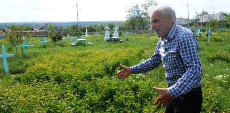 Crimele Comunismului. Înfometarea artificială sau tragedia mută a poporului nostru Crimele Comunismului. Înfometarea artificială sau tragedia mută a poporului nostru