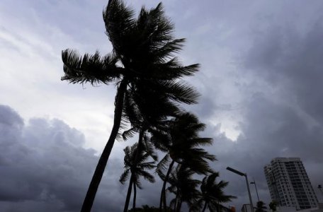 Uraganul Irma ar putea duce la SCUMPIREA prețului la benzină și motorină Uraganul Irma ar putea duce la SCUMPIREA prețului la benzină și motorină