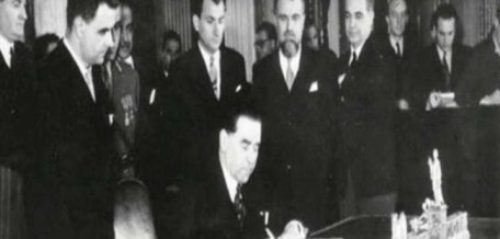 ISTORIE / Convenţia de Armistiţiu care a aruncat România în braţele URSS ISTORIE / Convenţia de Armistiţiu care a aruncat România în braţele URSS