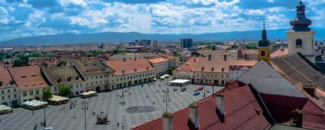 De ce se va organiza un Summit UE la Sibiu: „Visul transilvănean, antidotul lui Juncker pentru coşmarul Brexitului” De ce se va organiza un Summit UE la Sibiu: „Visul transilvănean, antidotul lui Juncker pentru coşmarul Brexitului”