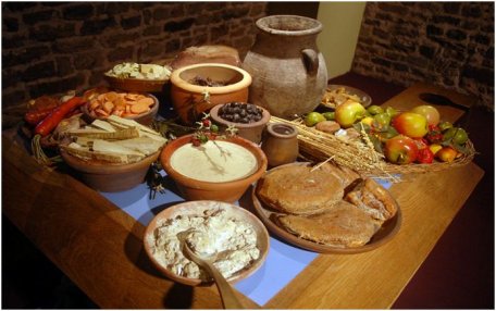 Alimentația în Imperiul Roman. Obiceiuri culinare uitate și originile bucătăriei moderne Alimentația în Imperiul Roman. Obiceiuri culinare uitate și originile bucătăriei moderne