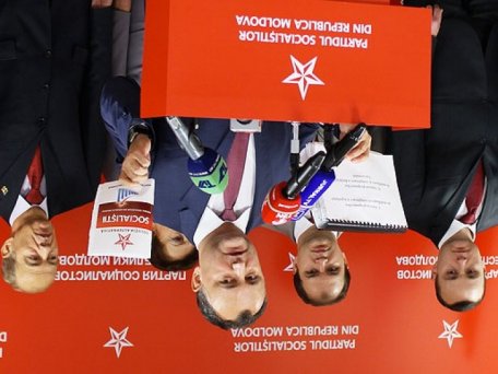 PSRM a colectat peste 700 000 semnături pentru o dictatură în frunte cu Igor Dodon PSRM a colectat peste 700 000 semnături pentru o dictatură în frunte cu Igor Dodon