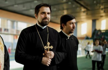 Părintele Ioan Cosoi: „Dincoace de Prut, pentru identitate trebuie să lupți” Părintele Ioan Cosoi: „Dincoace de Prut, pentru identitate trebuie să lupți”
