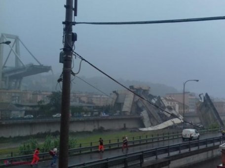 Cel puțin 20 persoane au murit în Italia din cauza prăbușirii unui viaduct. Printre victime ar fi fost și moldoveni? Cel puțin 20 persoane au murit în Italia din cauza prăbușirii unui viaduct. Printre victime ar fi fost și moldoveni?