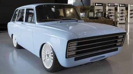 FOTO / Kalashnikov și-a tras prima mașină electrică și vrea să fie mai tare ca Tesla FOTO / Kalashnikov și-a tras prima mașină electrică și vrea să fie mai tare ca Tesla