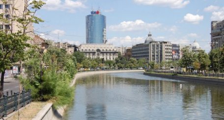 INFOGRAFIC / Toate regiunile din România au crescut, în ultimii cinci ani, la raportul dintre PIB pe locuitor și media Uniunii Europene INFOGRAFIC / Toate regiunile din România au crescut, în ultimii cinci ani, la raportul dintre PIB pe locuitor și media Uniunii Europene
