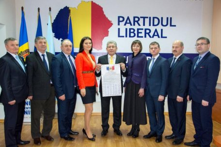 ALEGERI 2019 /// Partidul Liberal lansează o campanie de colectare a semnăturilor pro-Unire ALEGERI 2019 /// Partidul Liberal lansează o campanie de colectare a semnăturilor pro-Unire