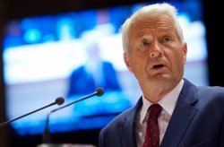 Ягланд возложил на Россию ответственность за теракт в Керчи Ягланд возложил на Россию ответственность за теракт в Керчи