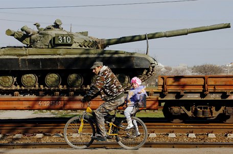 Свобода в обмен на безопасность Свобода в обмен на безопасность