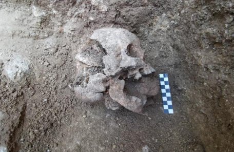 Descoperire mai puţin obişnuită în Italia: un copil „vampir'' îngropat acum mai bine de 1.500 de ani. „Este extrem de ciudat şi sinistru'' Descoperire mai puţin obişnuită în Italia: un copil „vampir'' îngropat acum mai bine de 1.500 de ani. „Este extrem de ciudat şi sinistru''